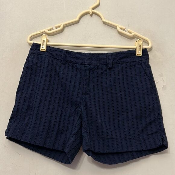 Banana Republic navy eyelet shorts Size 2 EUC - Picture 2 of 7